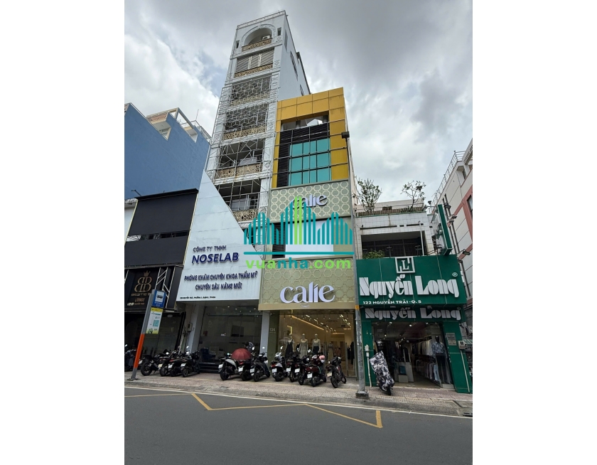 Bán Nhà Mặt Tiền 124 Nguyễn Trãi – Quận 5 – DT 4.95X21M, HĐ Thuê 105tr/Th