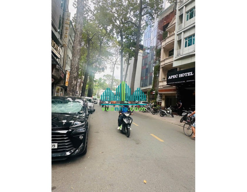 Bán Nhà Mặt Tiền 19 Bùi Thị Xuân, P. Bến Thành, Quận 1 – DT 5.5×22.6m - Giá 150 Tỷ