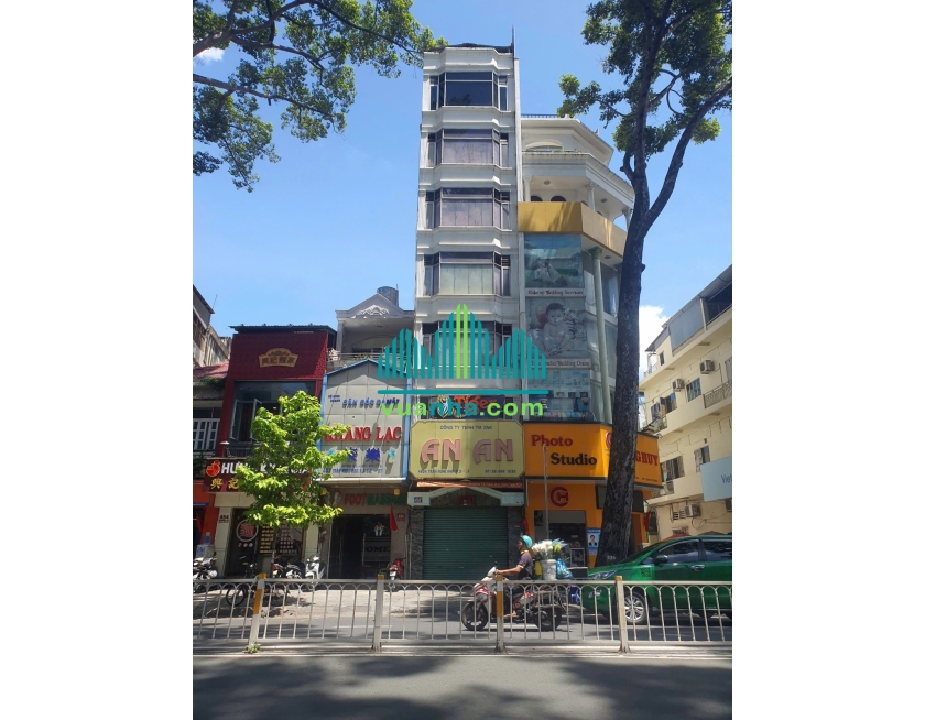 Bán 2 Căn Liền Kề 450A-452 Mặt Tiền Trần Hưng Đạo – Quận 5 – DT Gần 186m², HĐT 8000USD